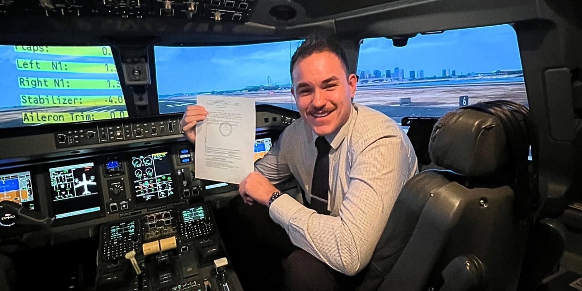 Pilot With Type 1 Diabetes Grateful to Get the 'Best View in the World'